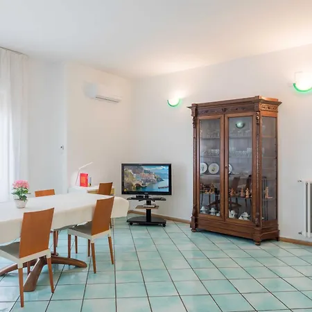 Casa Elan *